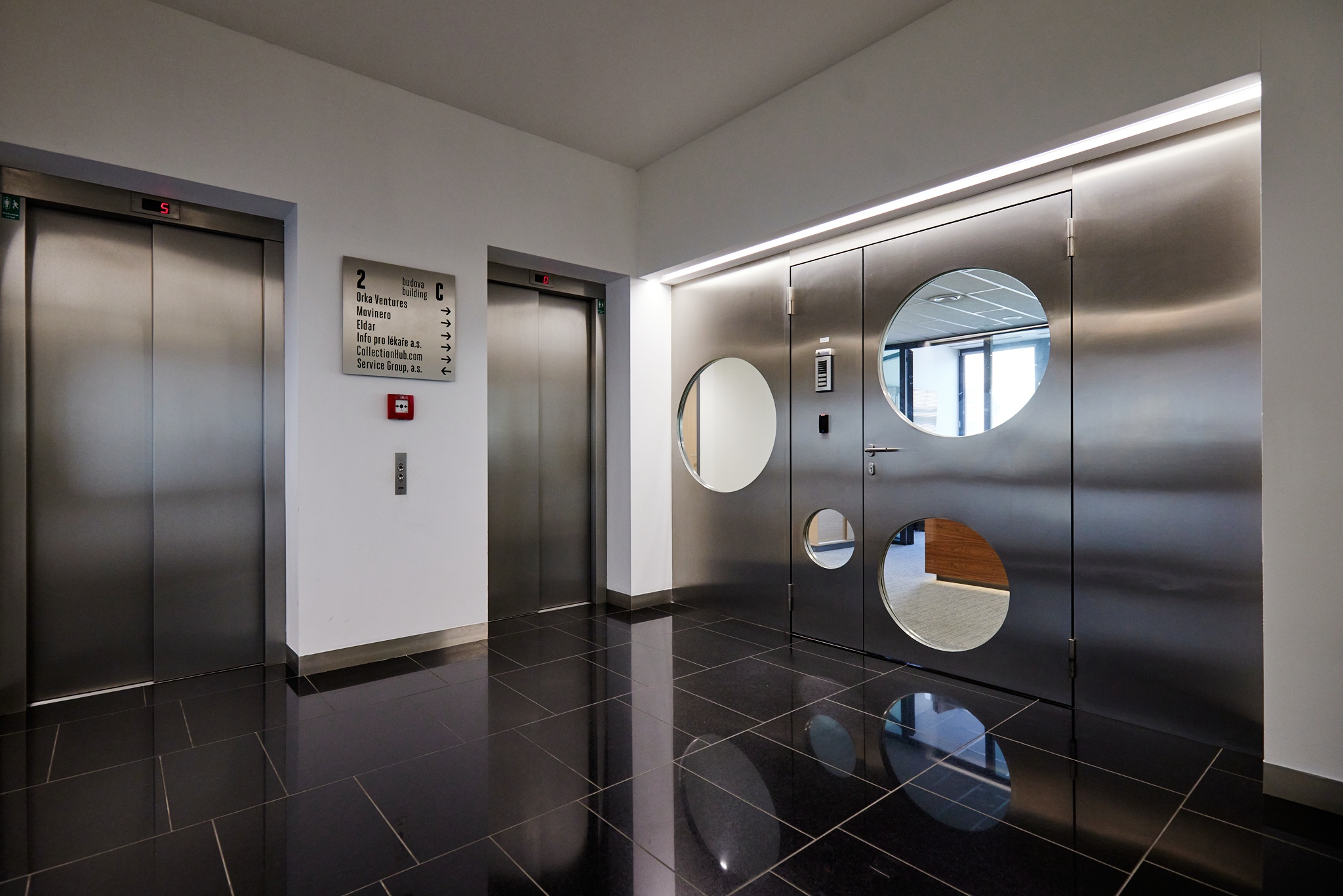 Ondrej-Vibes-Pala╠uc-Ande╠il-2048px-00103