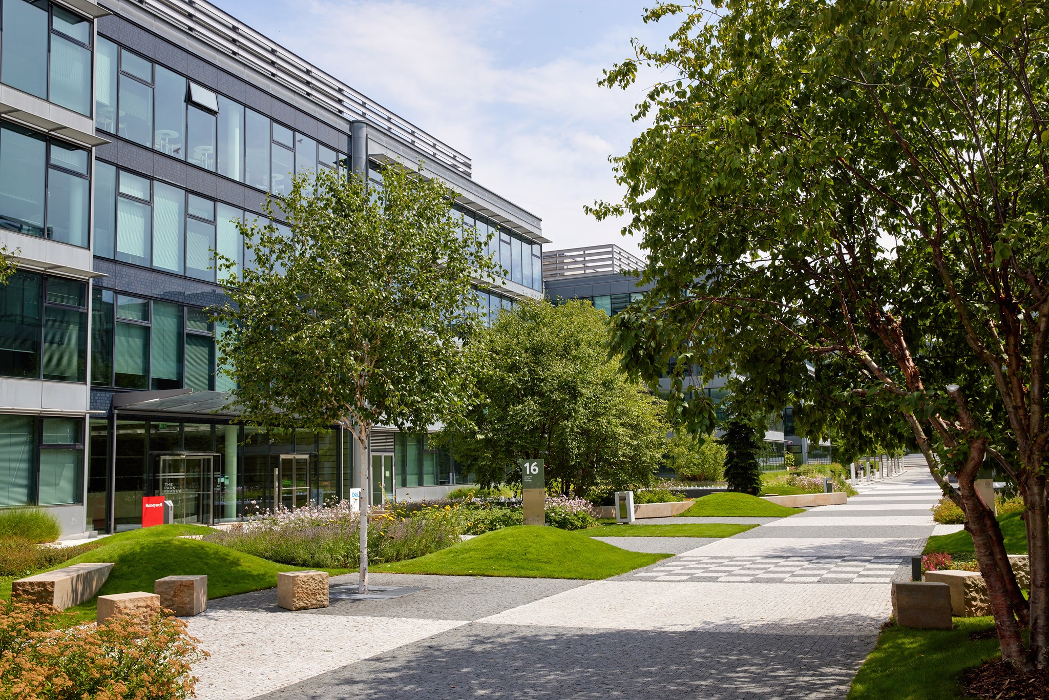 Ondrej_Vibes_The-Park-Final_2048px_054