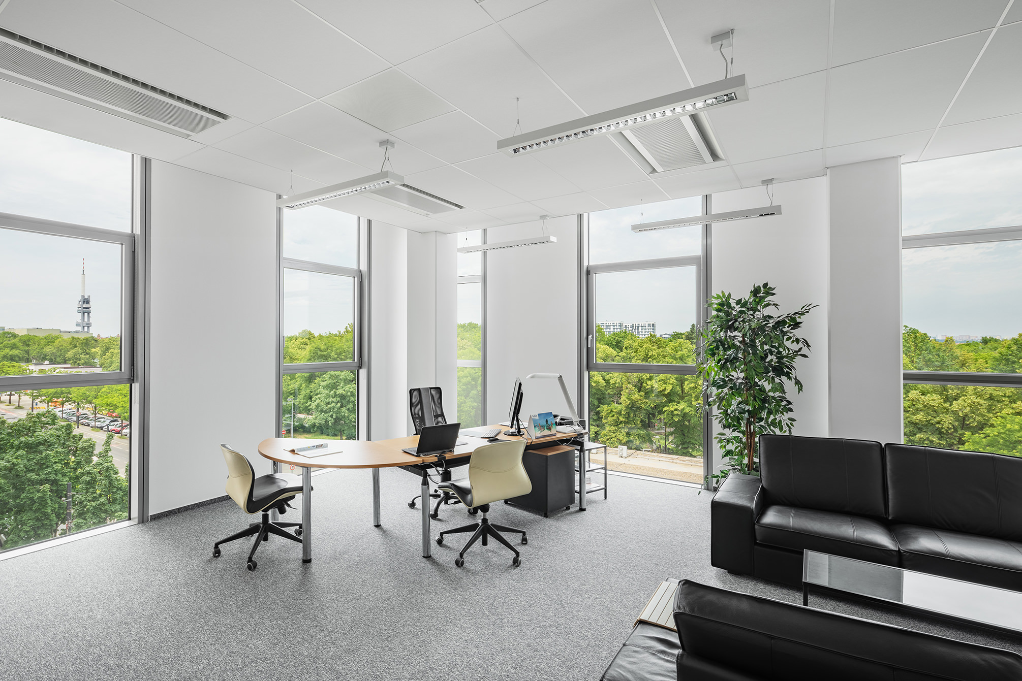 190610-CMN-Crystal-3147