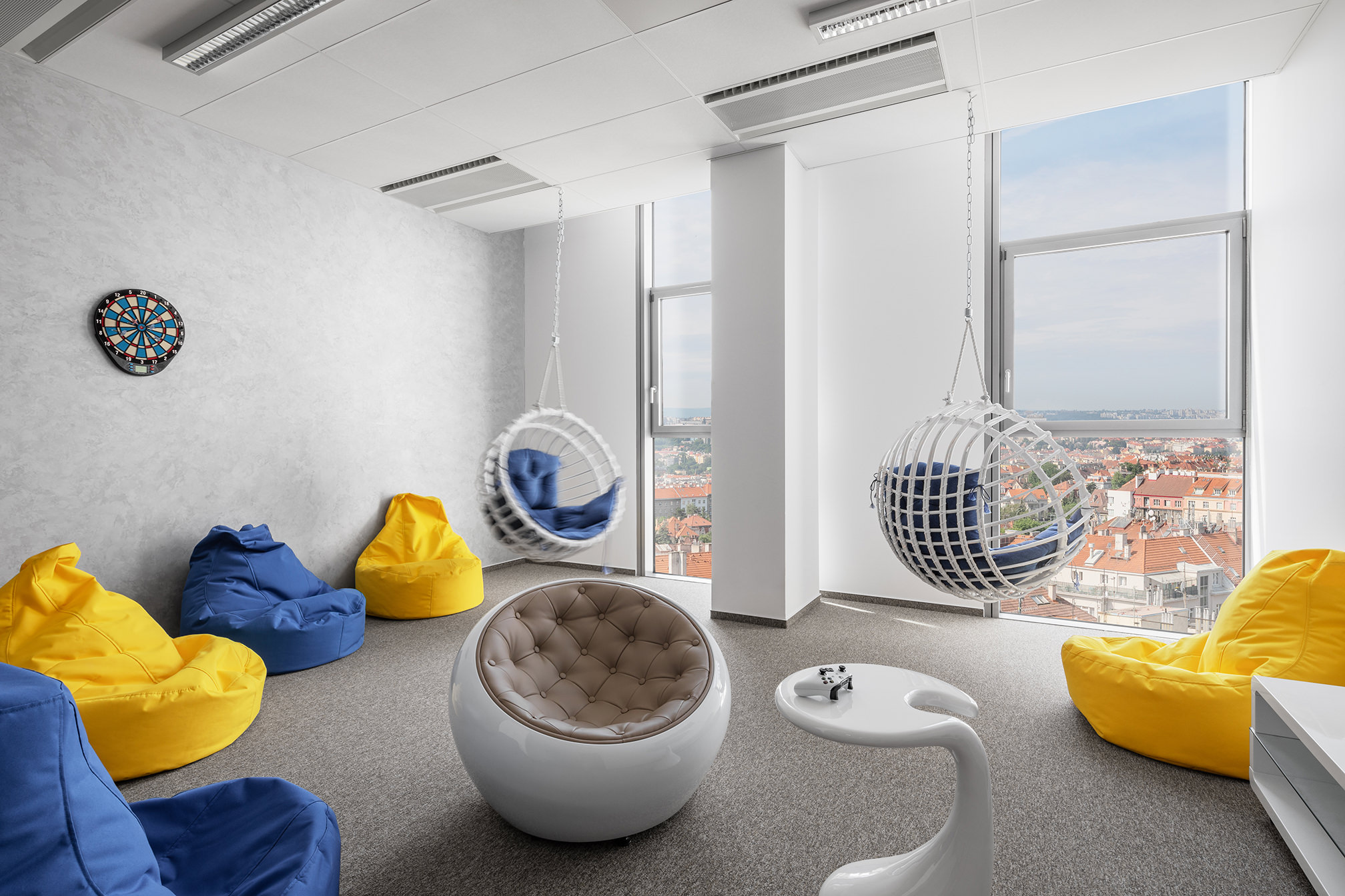 190610-CMN-Crystal-3154