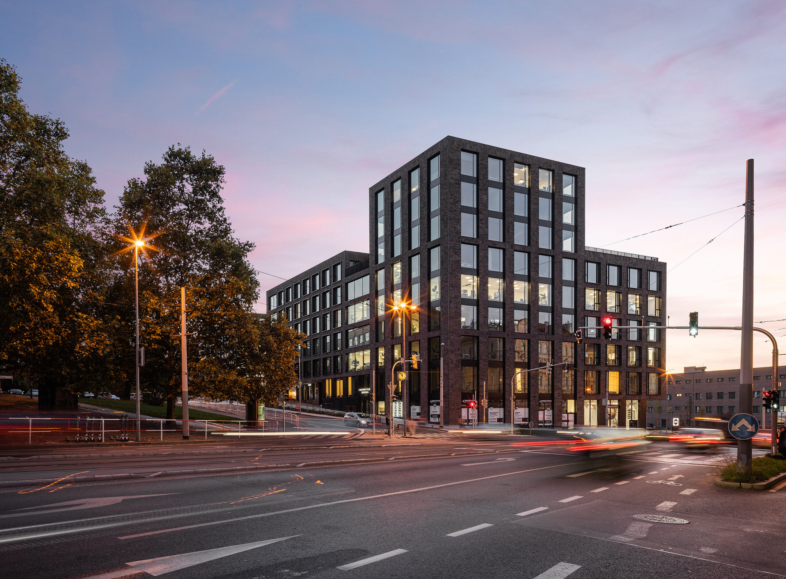 201106-CMN-CHURCHILL-0473-I-scaled