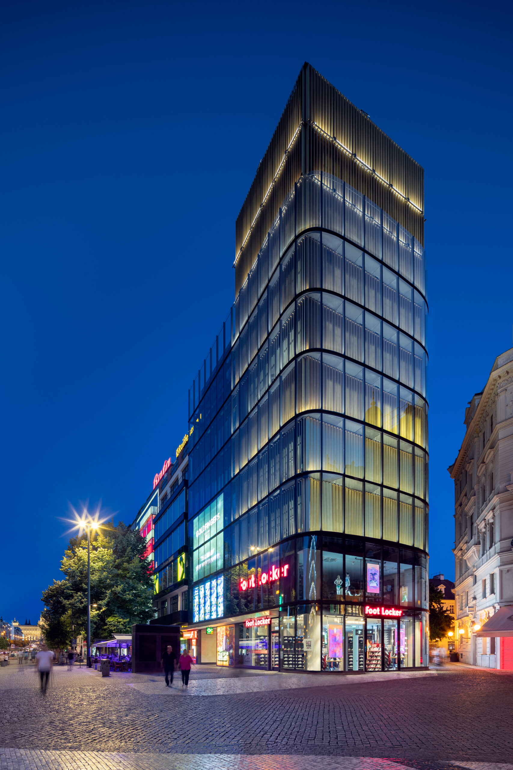 Y7A1486-FR-sRGB-scaled