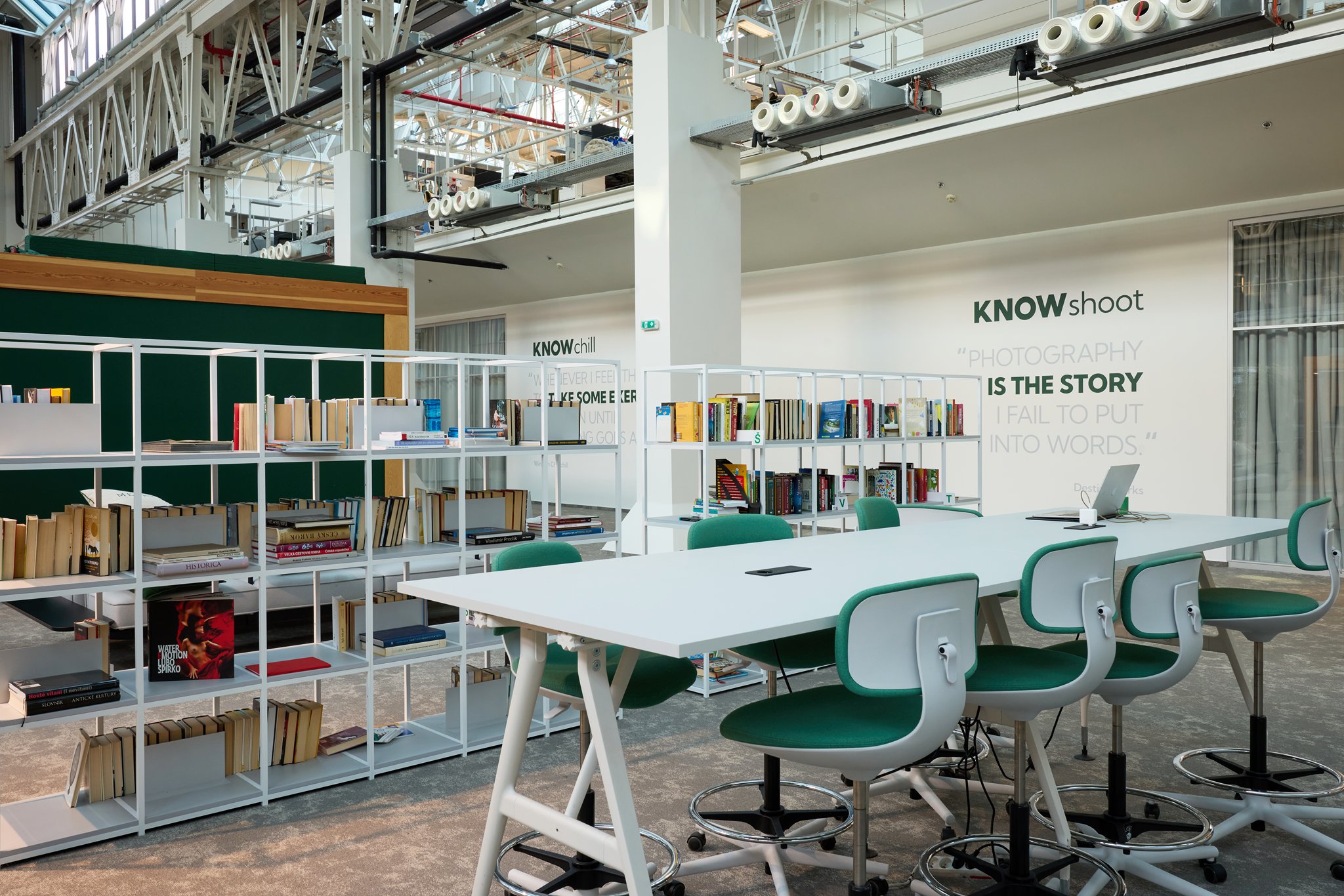 Hotel-Ibis-2048px-0008